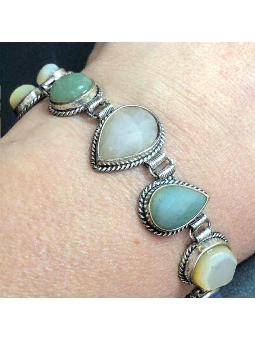 B1877 Kenneth Cole Multi-Stone Bracelet Toggle Antiqued Silver tone toggle 7.5"